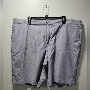 Izod Light Gray Flat Front Men's Shorts